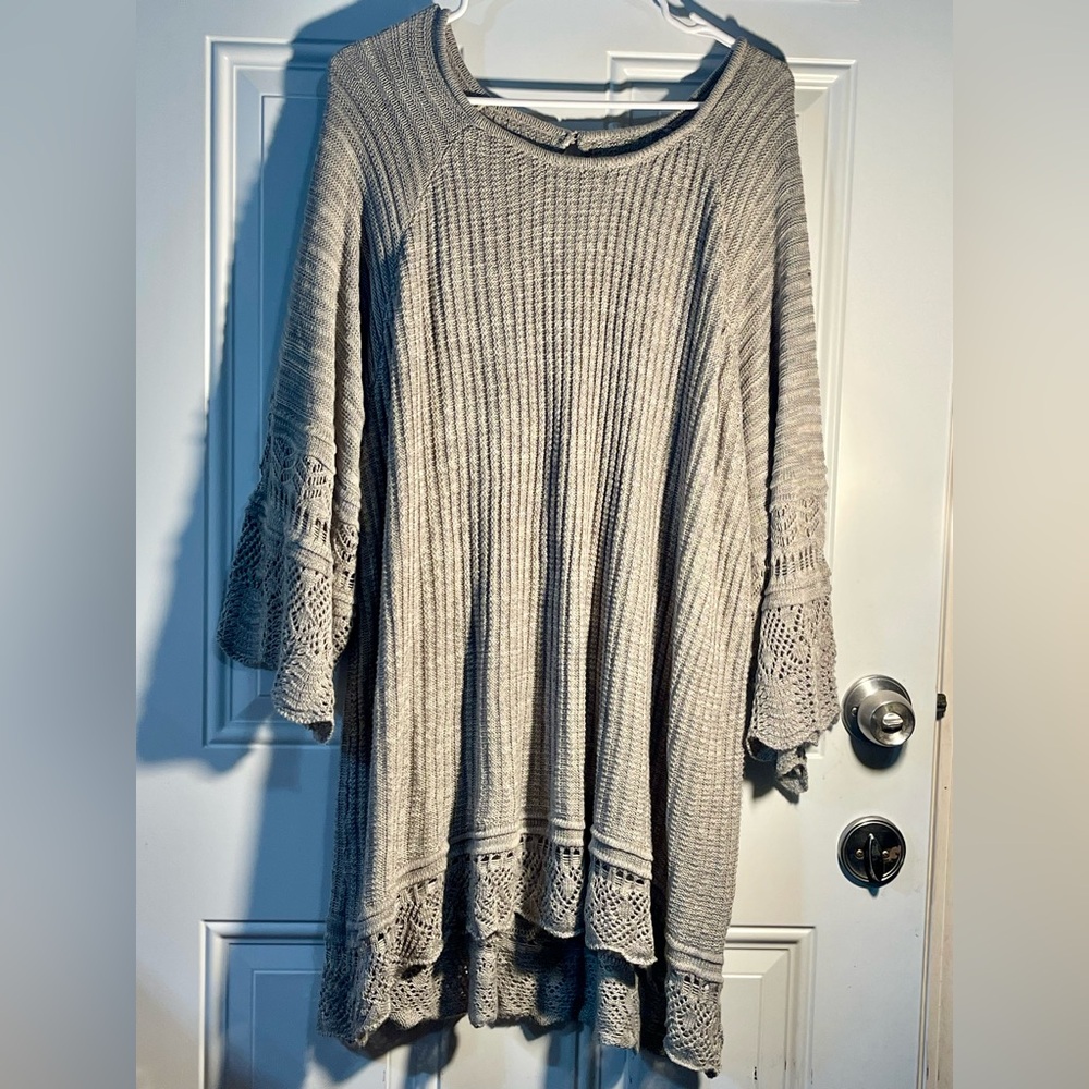 LC‎ Lauren Conrad Light Gray Knit Pullover Sweater